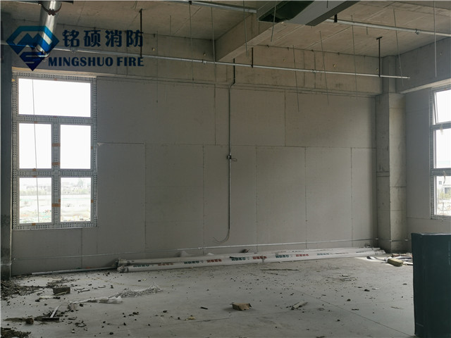 <a href='http://www.g-zin.com' target='_blank'>泄爆墙</a>